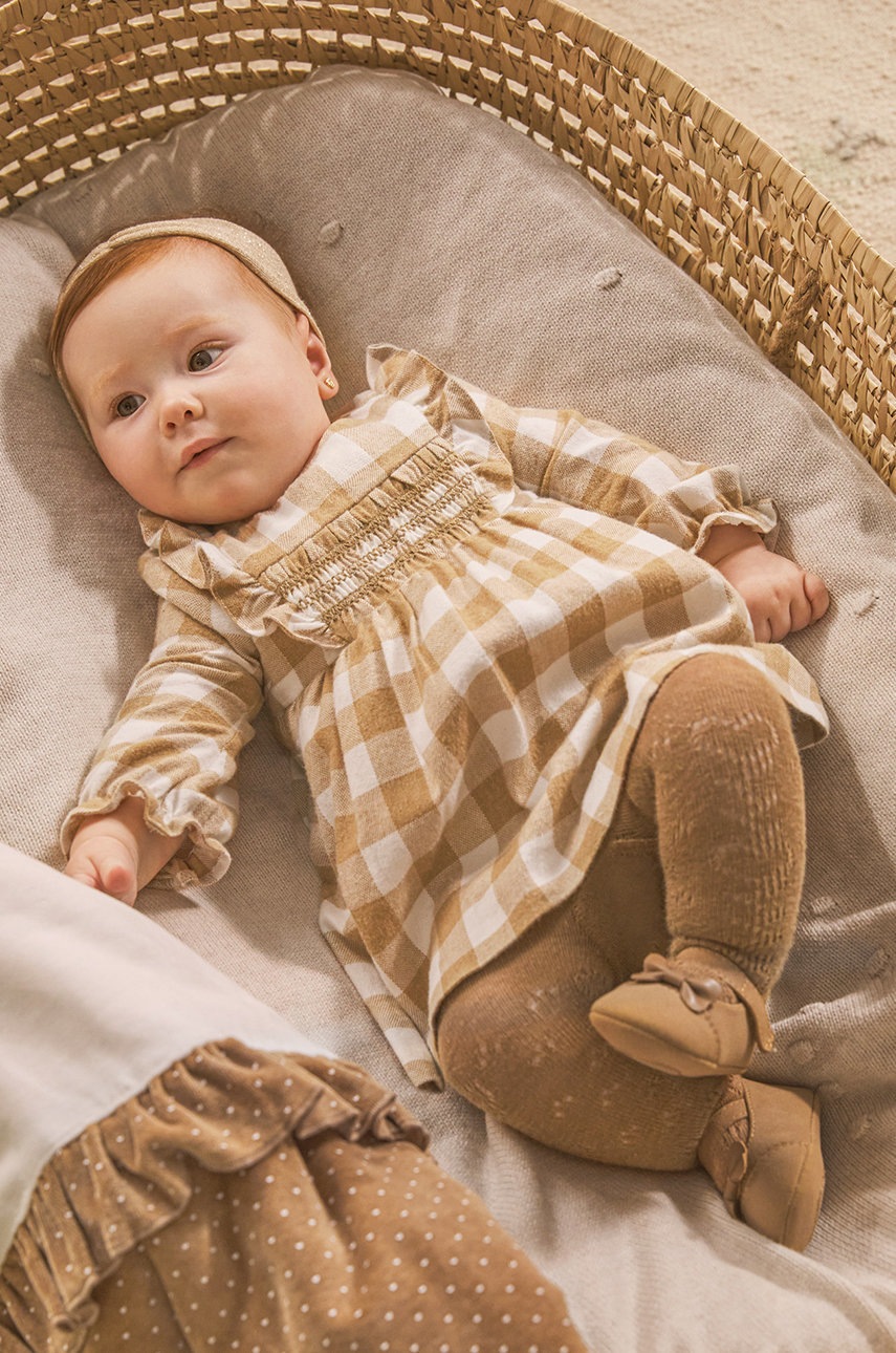 

Mayoral Newborn цвет жёлтый mini расклешённое