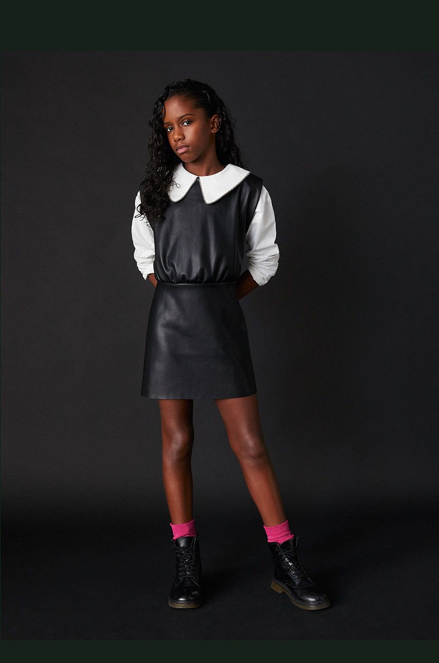 E-shop Dívčí šaty Sisley černá barva, mini