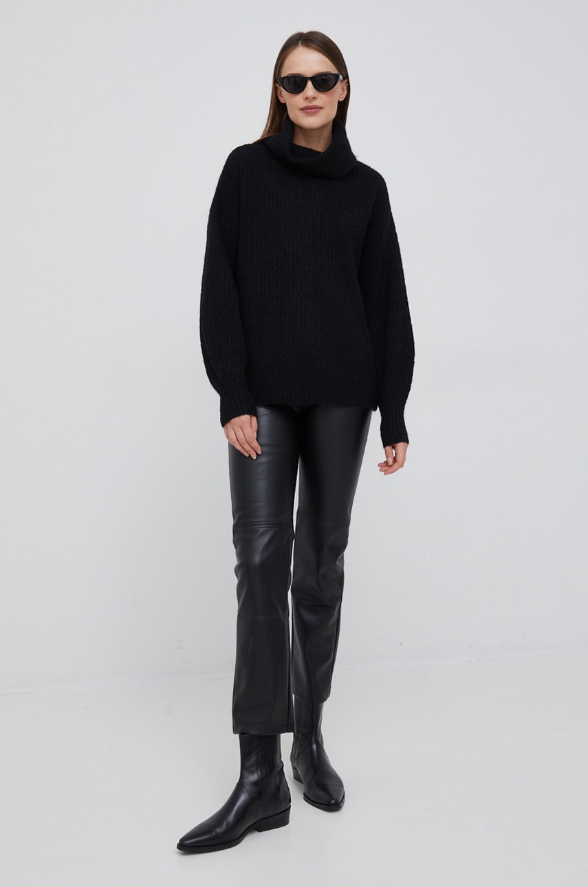 

Светр Vero Moda жіночий колір чорний гольф