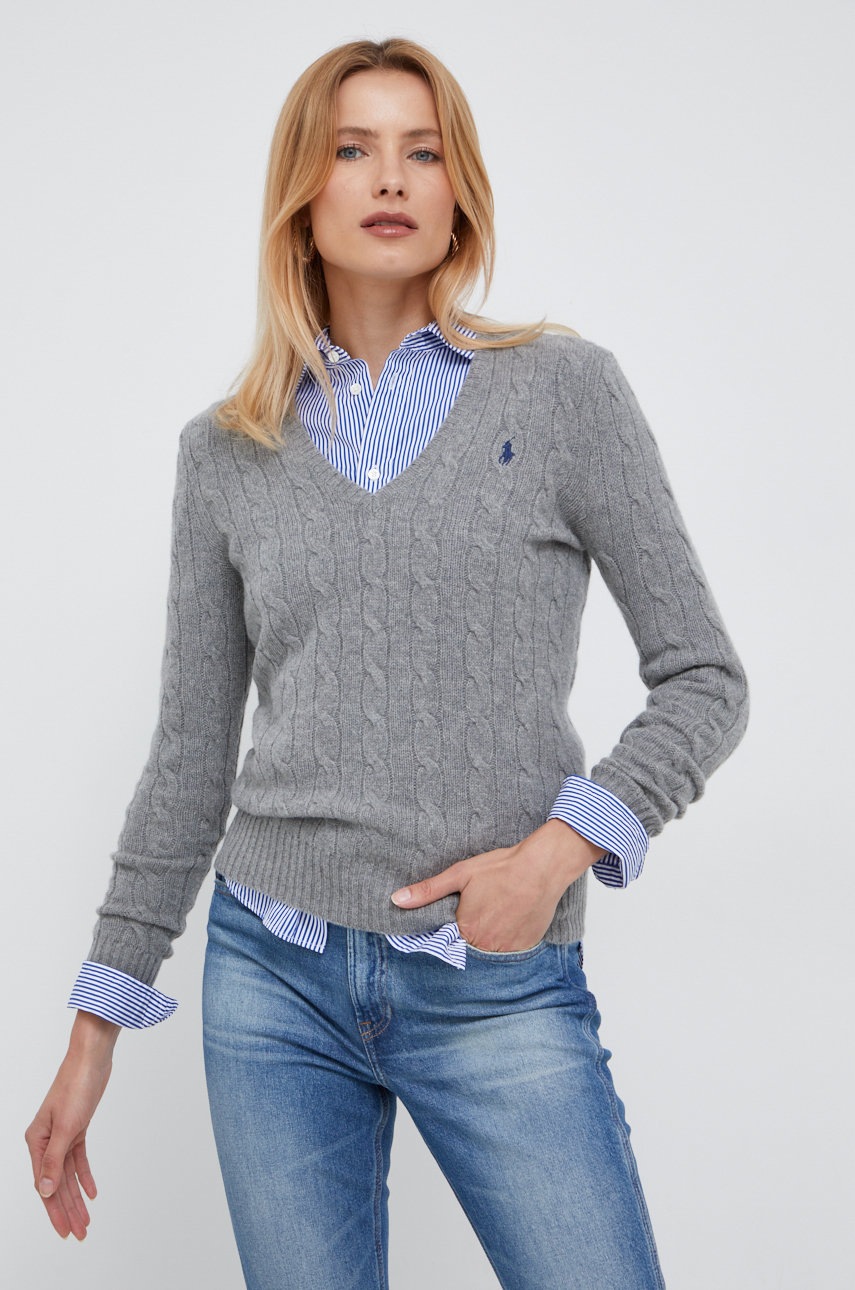 

Вълнен пуловер Polo Ralph Lauren дамски в сиво от лека материя, Сив