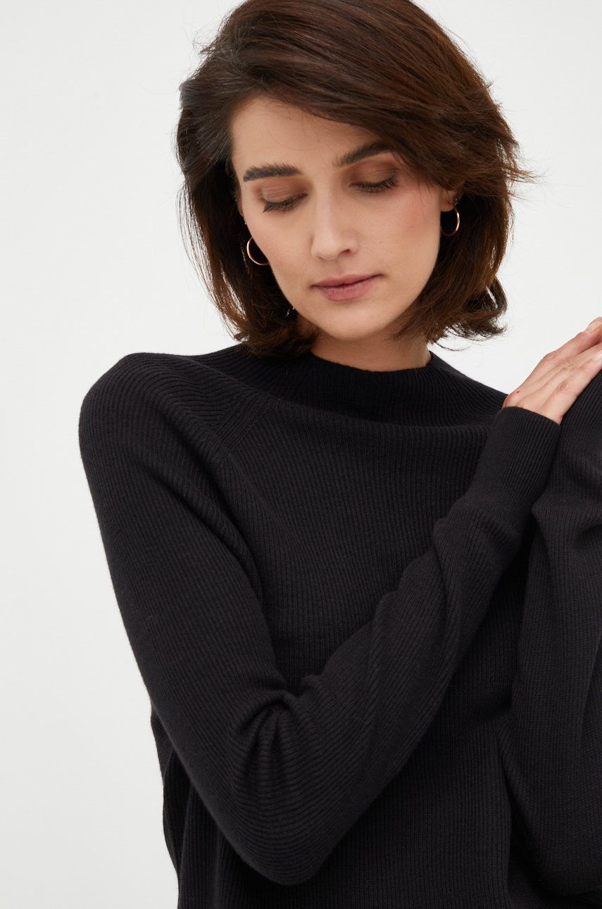 Calvin Klein sweter z domieszką wełny damski kolor czarny z półgolfem
