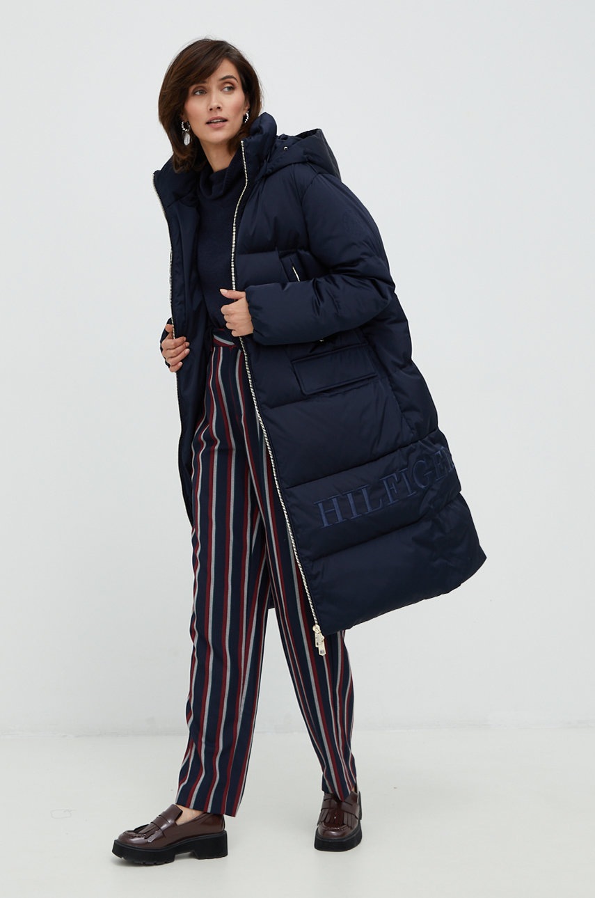 

Шерстяной свитер Tommy Hilfiger женский цвет синий лёгкий с гольфом