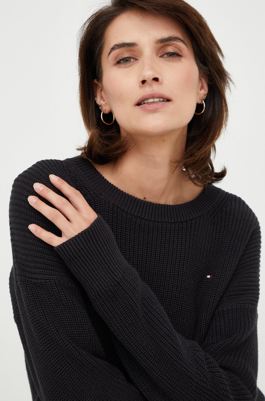 

Пуловер Tommy Hilfiger дамски в черно, Черен