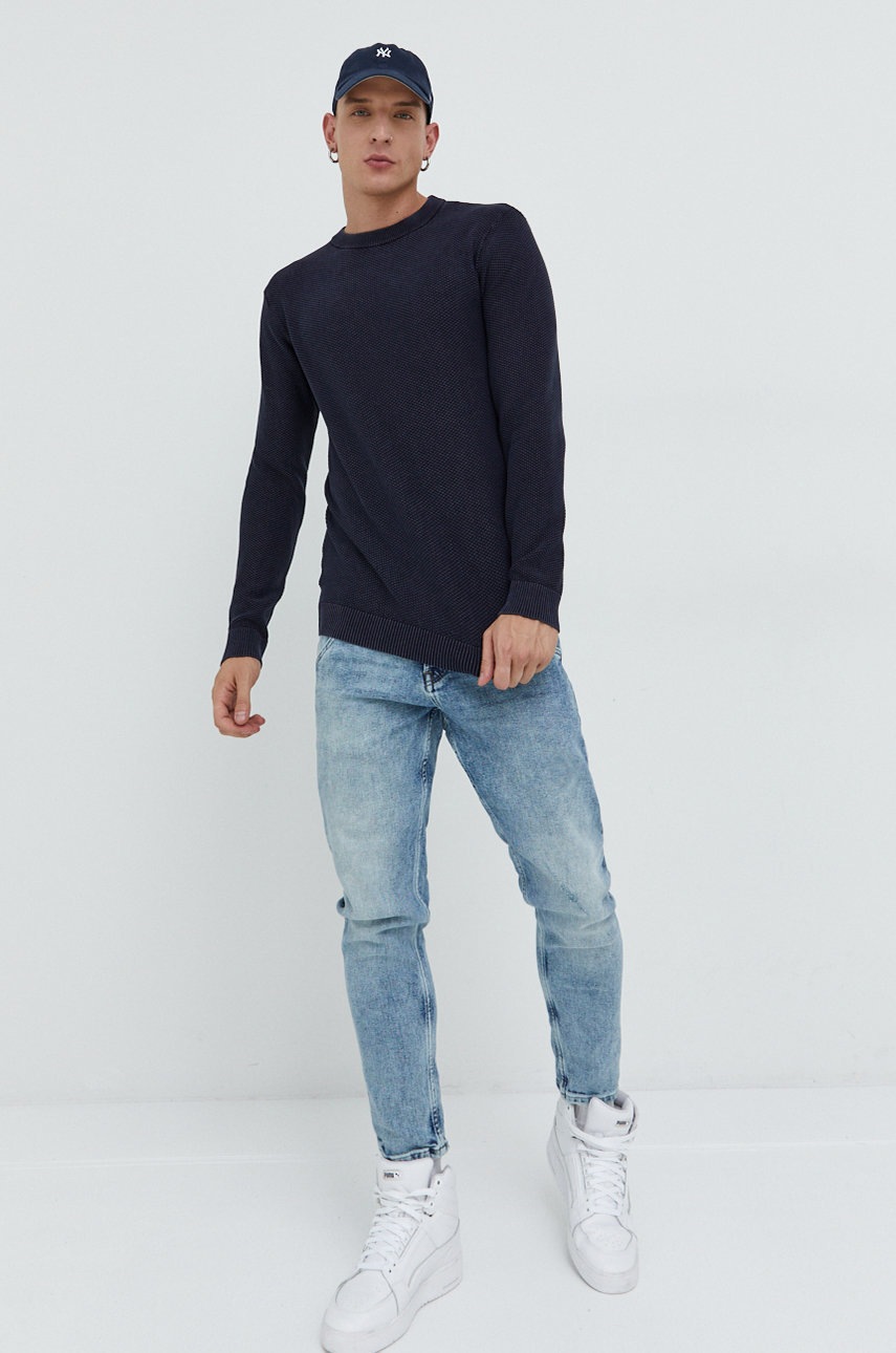 

Бавовняний светер Jack & Jones чоловічий колір синій легкий