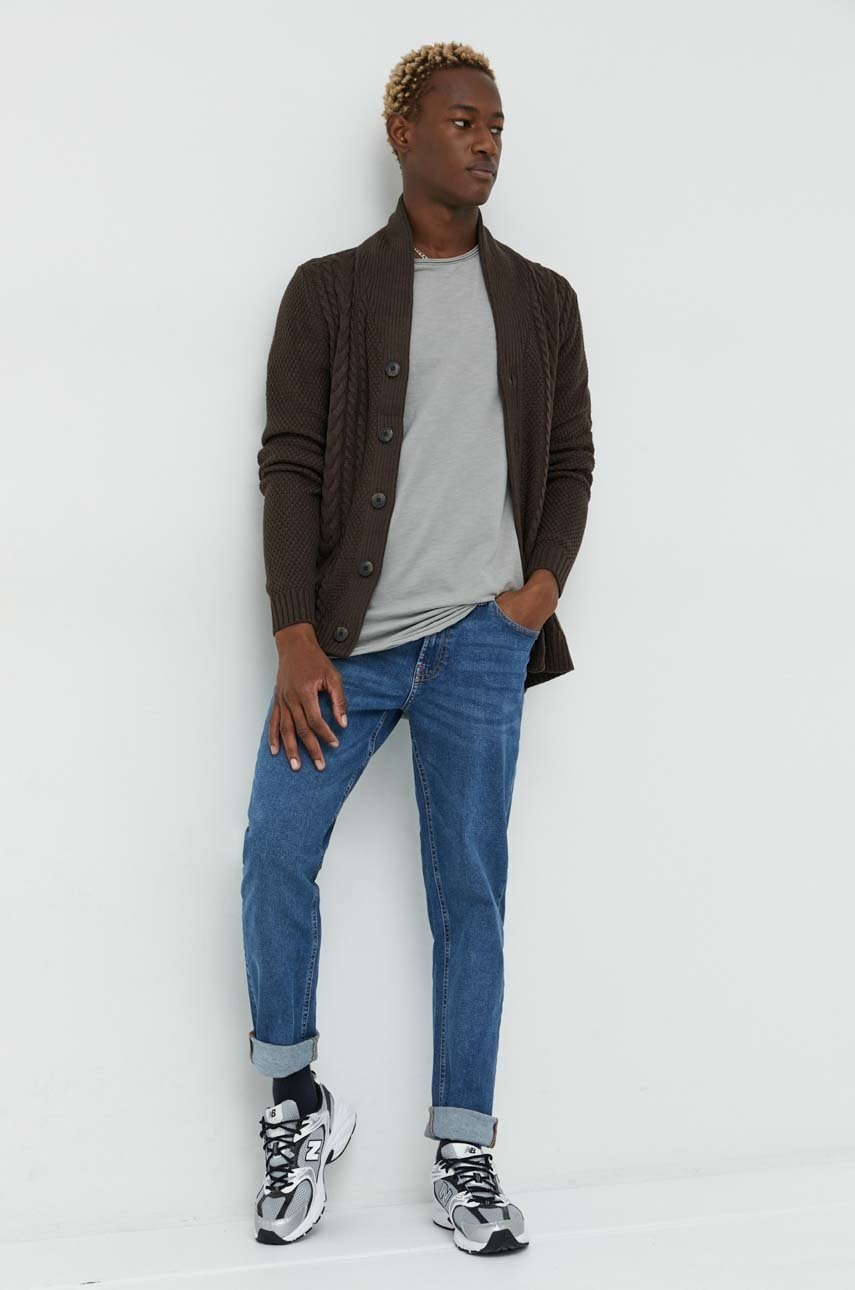 

Джемпер Jack & Jones чоловічий колір коричневий