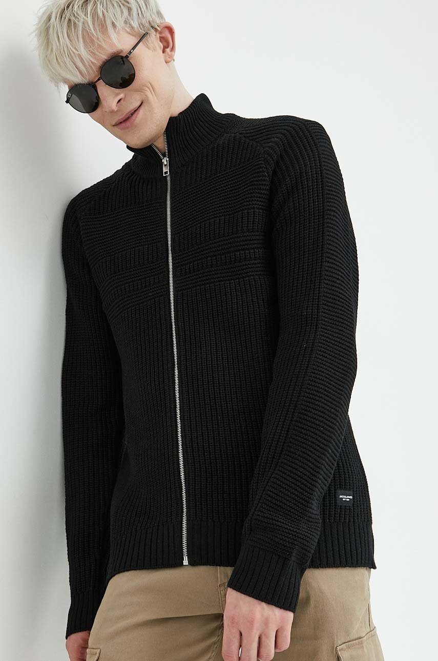 

Жилетка Jack & Jones в черно, Черен