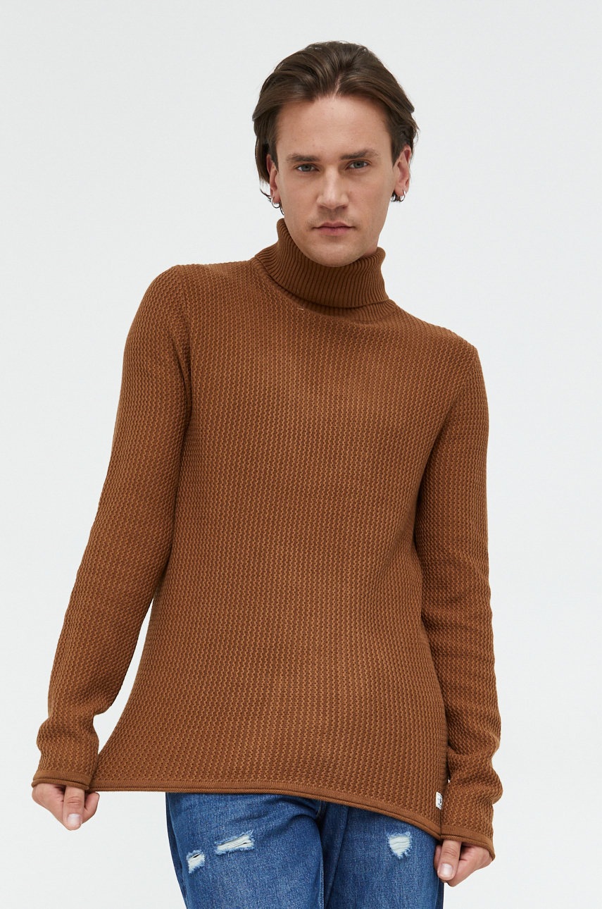 

Светр Premium by Jack&Jones чоловічий колір коричневий легкий гольф