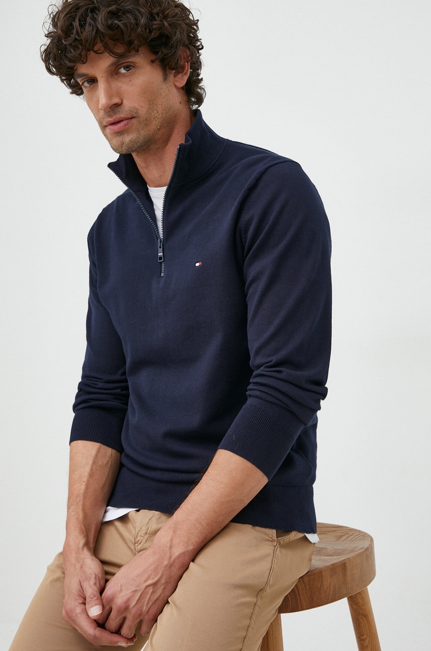 

Свитер Tommy Hilfiger мужской цвет синий лёгкий с полугольфом