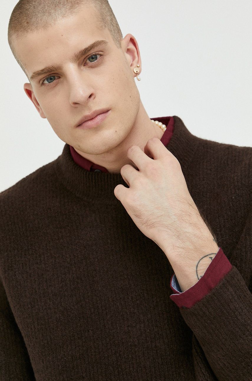 Premium by Jack&Jones pulover din amestec de lana Raley barbati, culoarea maro, cu turtleneck amestec imagine noua