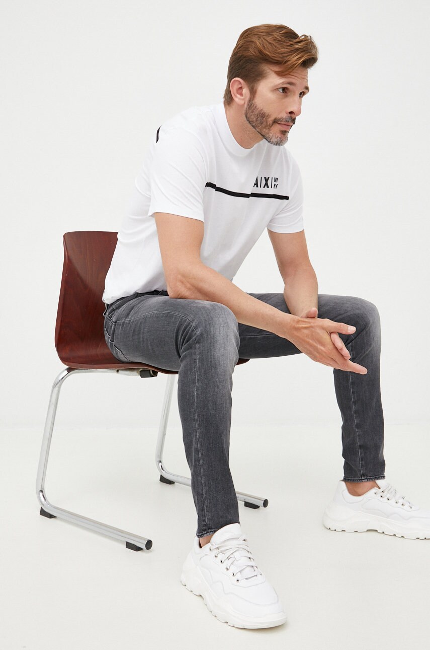 

Памучна тениска Armani Exchange в бяло с принт, Бял