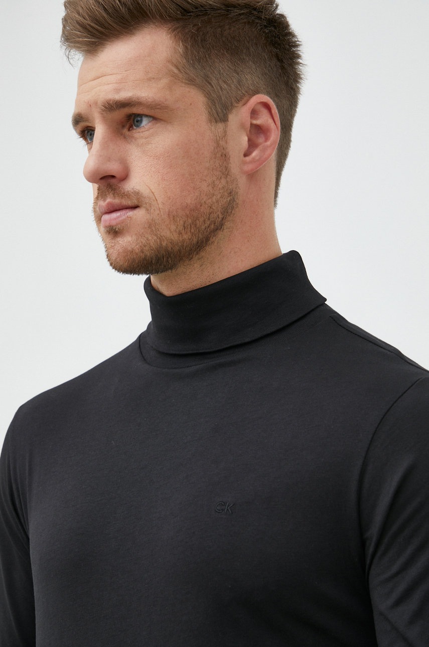 

Памучна блуза с дълги ръкави Calvin Klein в черно с изчистен дизайн, Черен