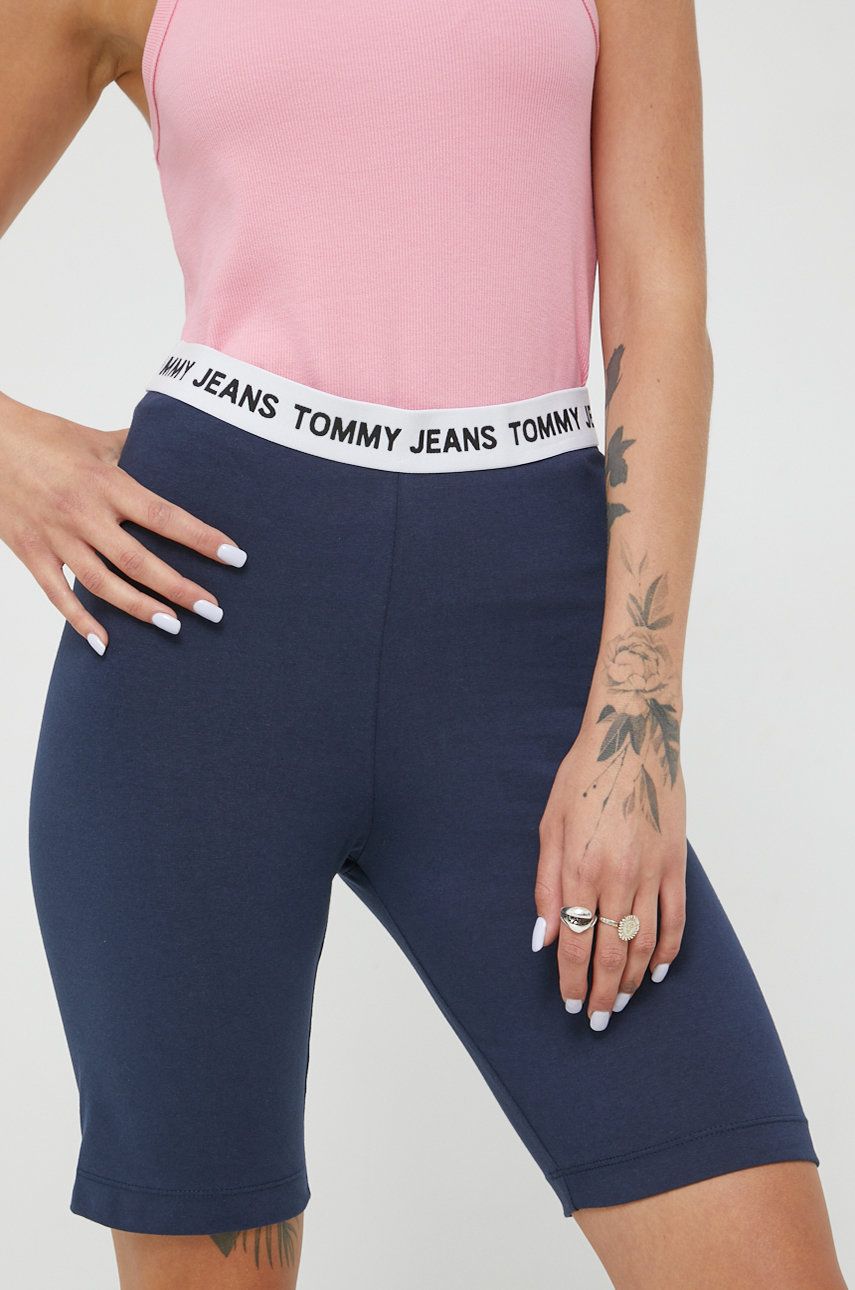 Tommy Jeans pantaloni scurti femei, culoarea albastru marin, neted, high waist albastru