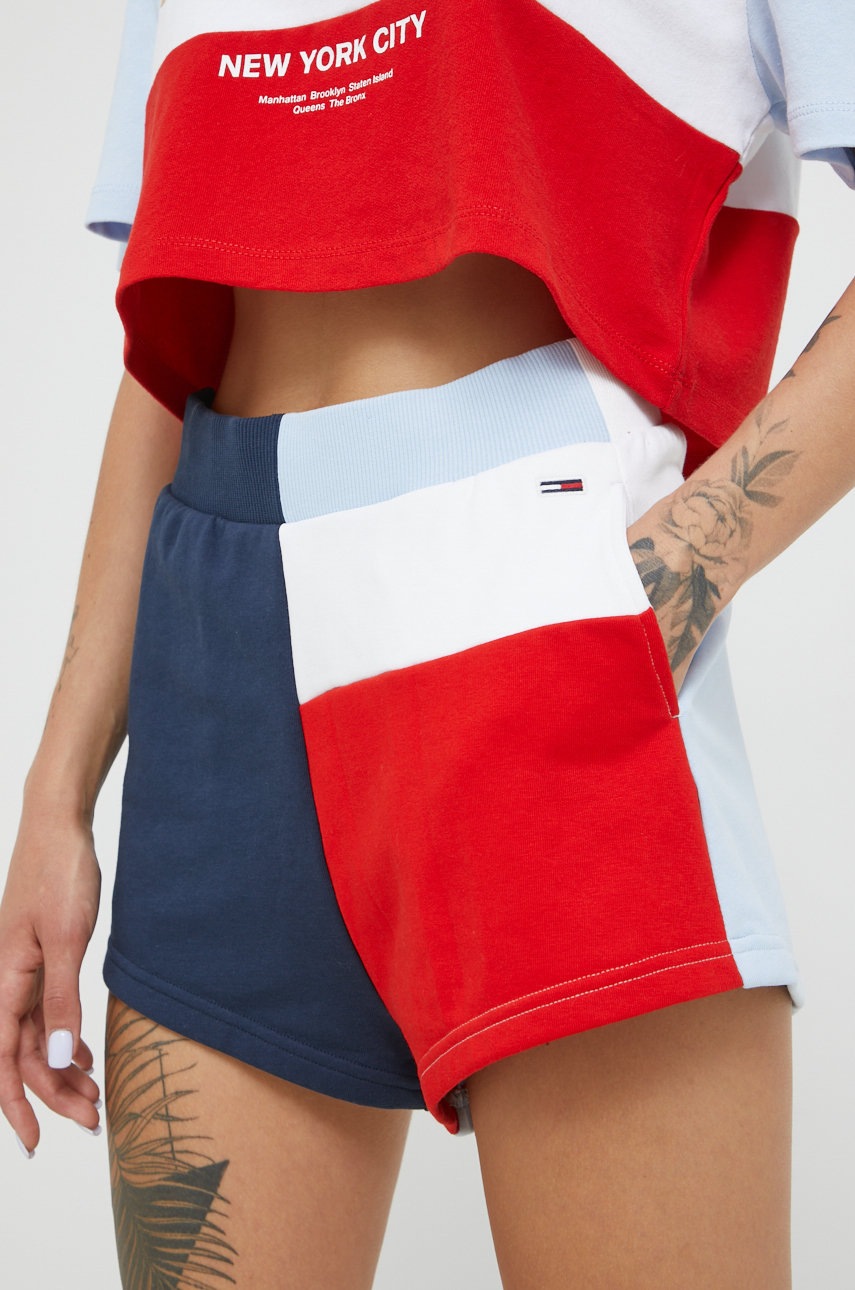 

Къси панталони Tommy Jeans в тъмносиньо с десен с висока талия, Тъмносин