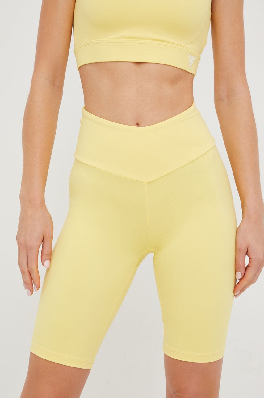 Guess szorty damskie kolor żółty gładkie medium waist
