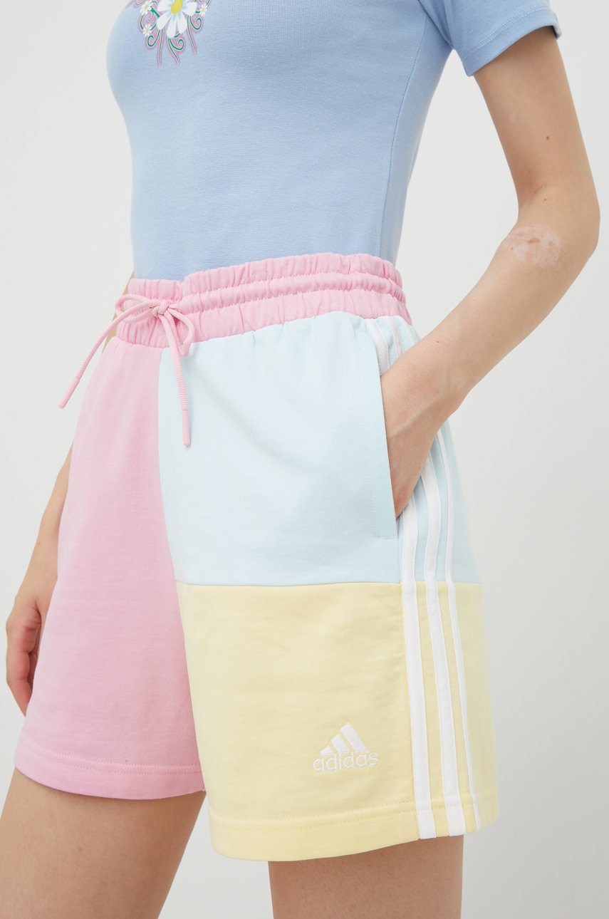 

Хлопковые шорты adidas женские с аппликацией высокая посадка