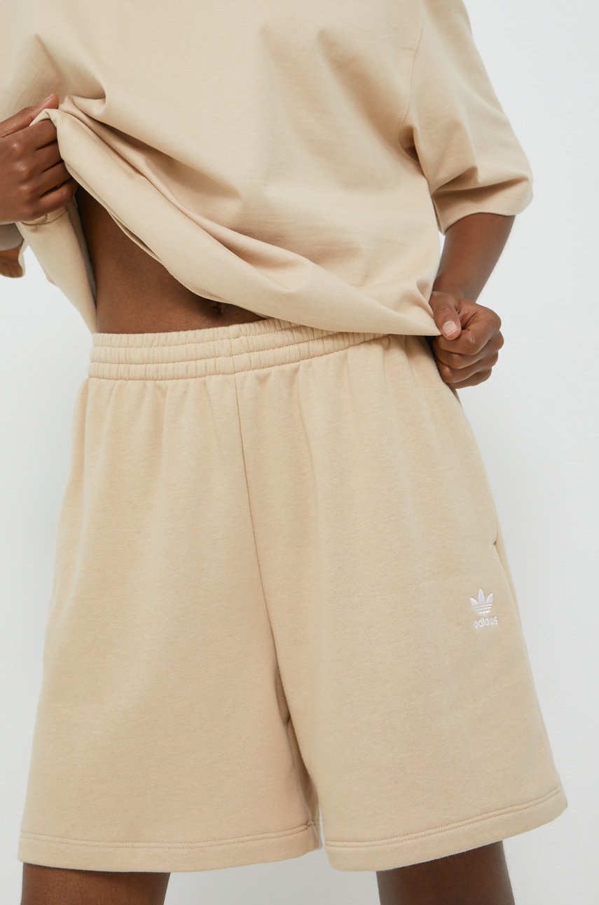 kratasy-adidas-originals-damske-bezova-barva-hladke-high-waist