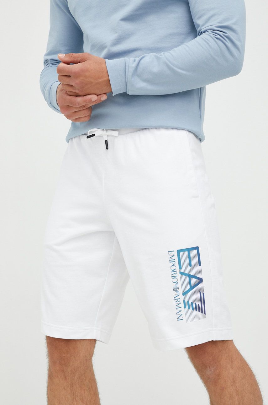 EA7 Emporio Armani pantaloni scurti din bumbac barbati, culoarea alb answear.ro