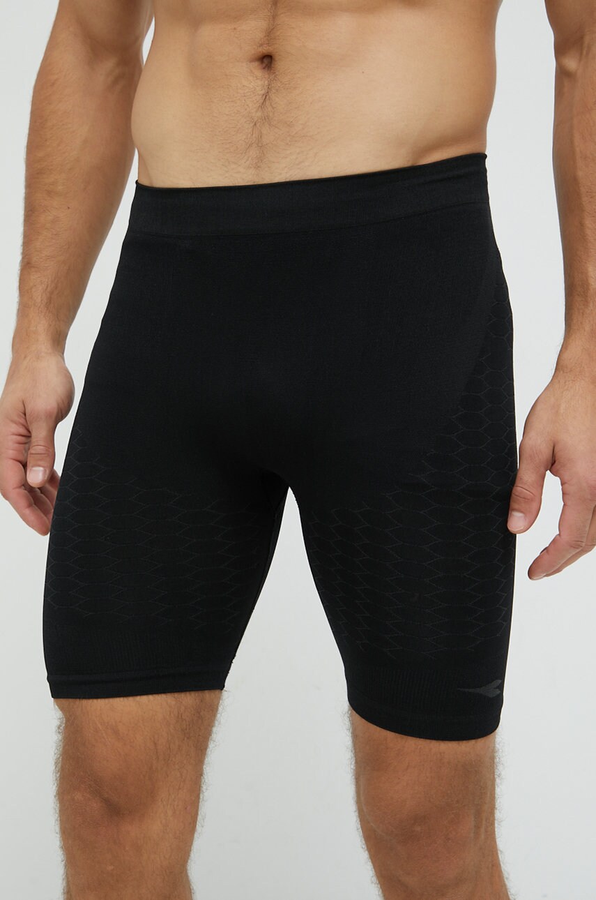 Diadora pantaloni scurți de antrenament barbati, culoarea negru