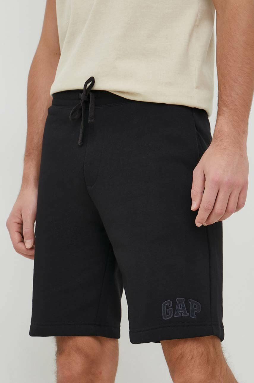 

Къс панталон GAP В черно, Черен