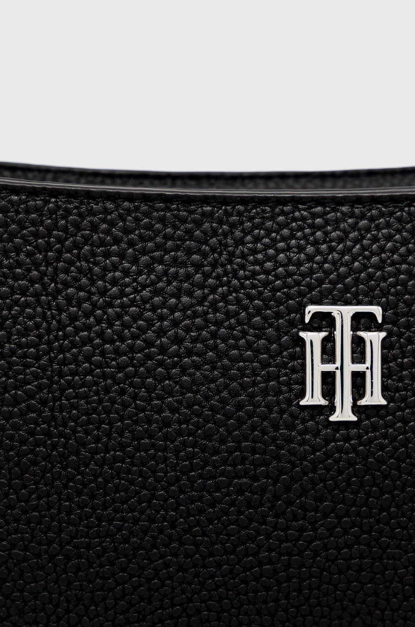 

Сумочка Tommy Hilfiger колір чорний