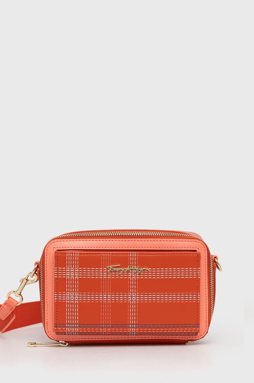 

Чанта Tommy Hilfiger в оранжево, Оранжев