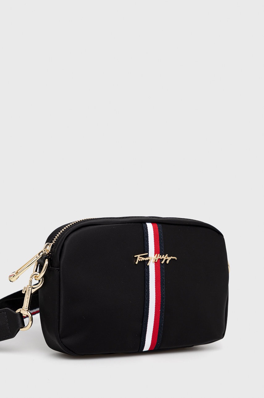 

Сумочка Tommy Hilfiger цвет чёрный
