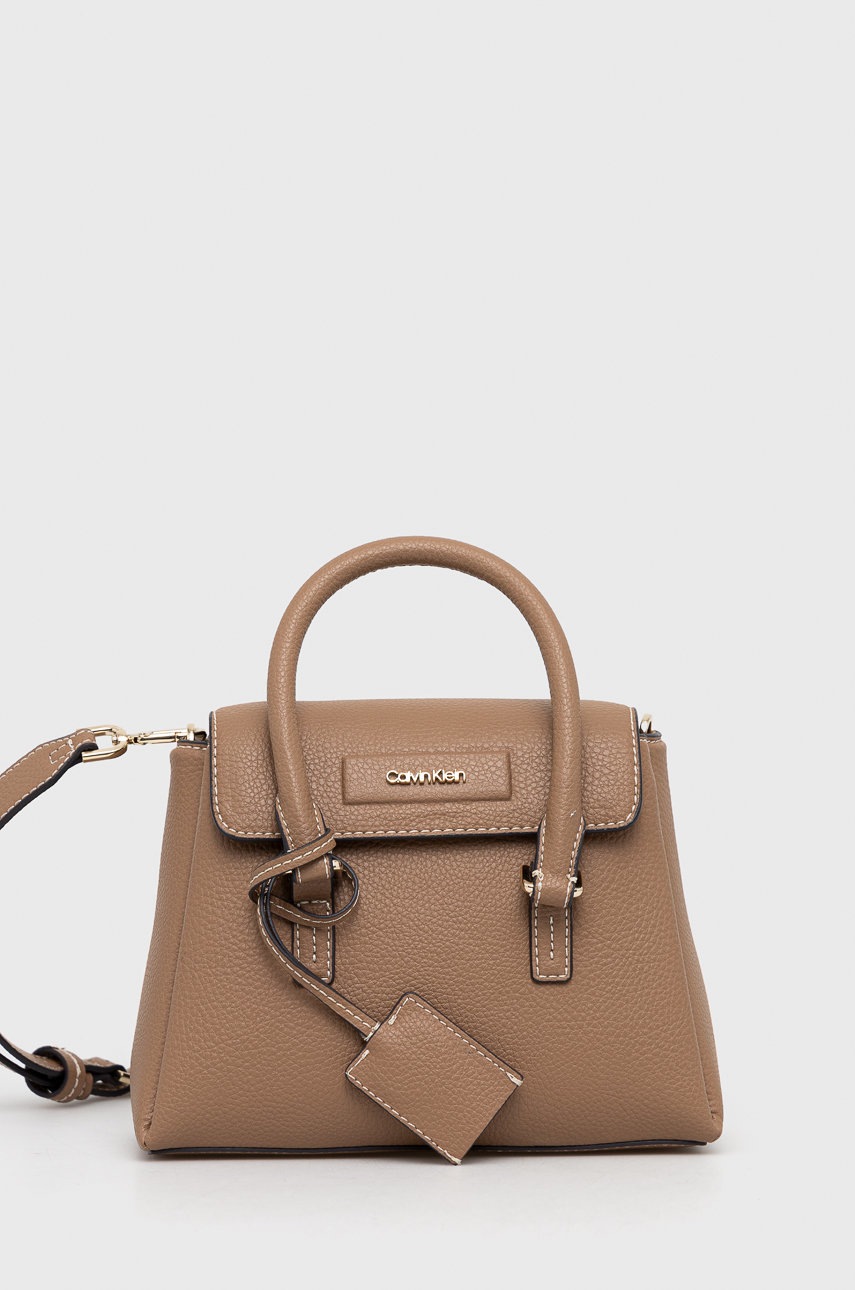 

Чанта Calvin Klein в кафяво, Кафяв