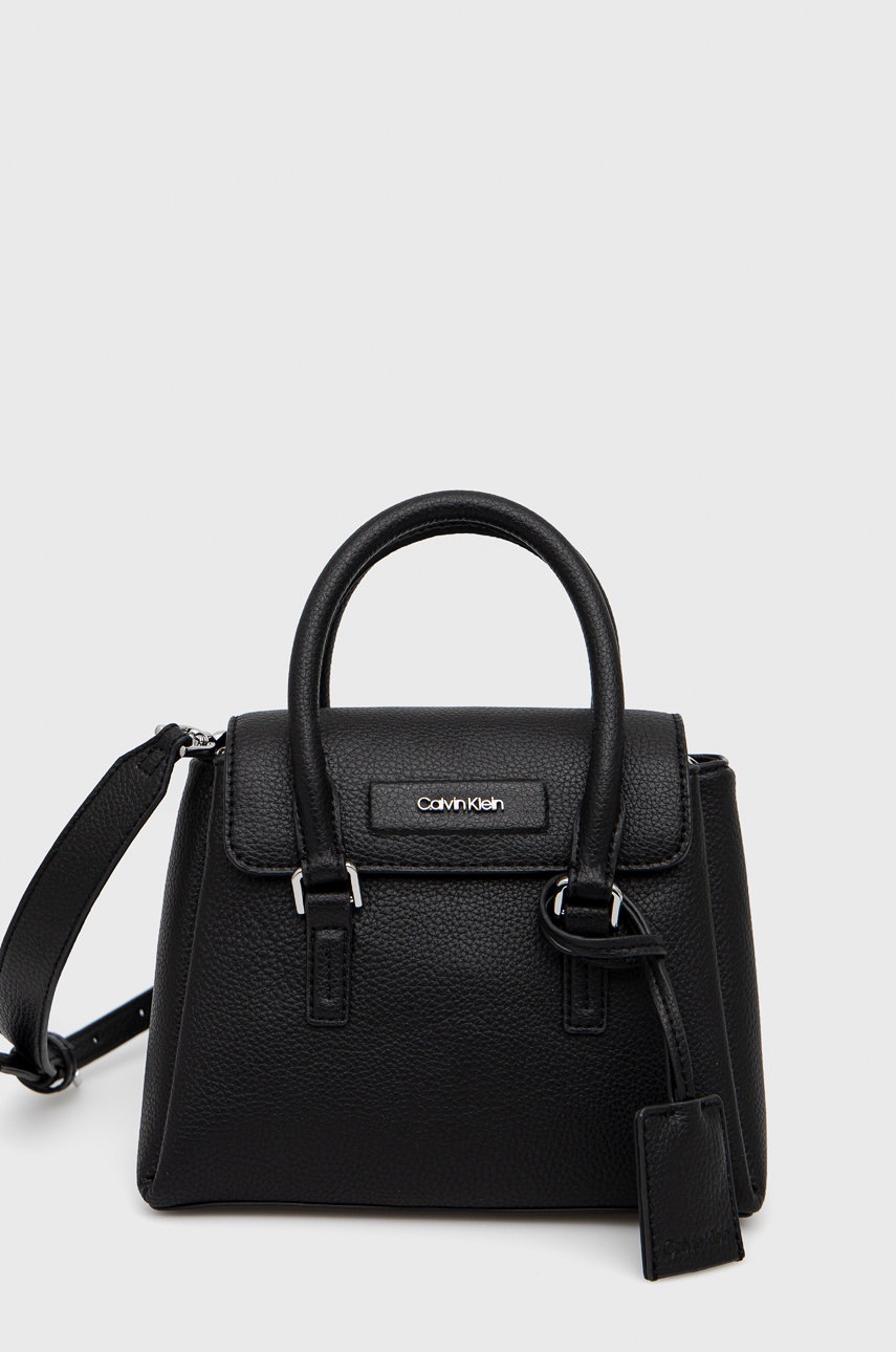 

Чанта Calvin Klein в черно, Черен