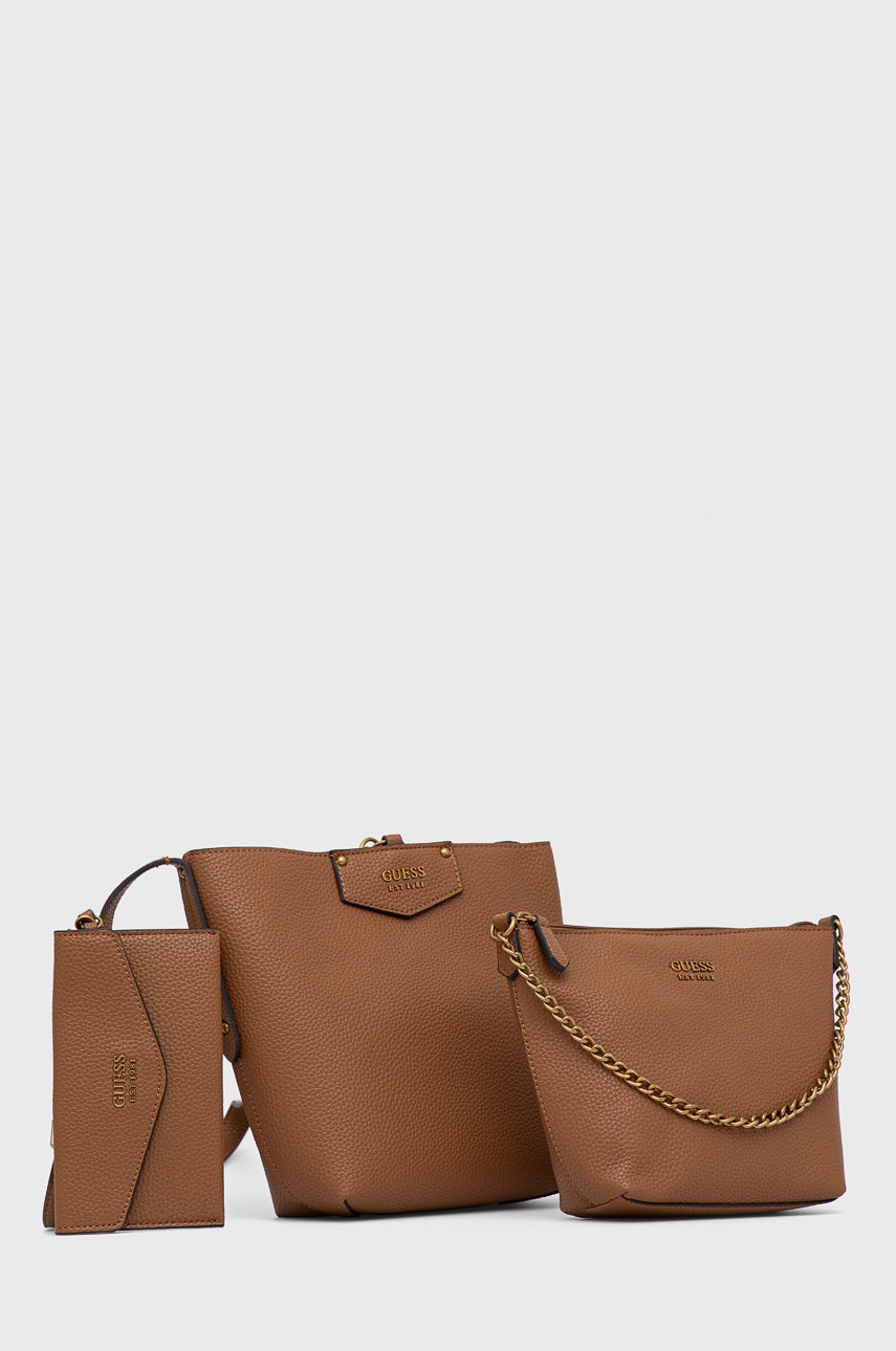 

Сумочка Guess цвет коричневый