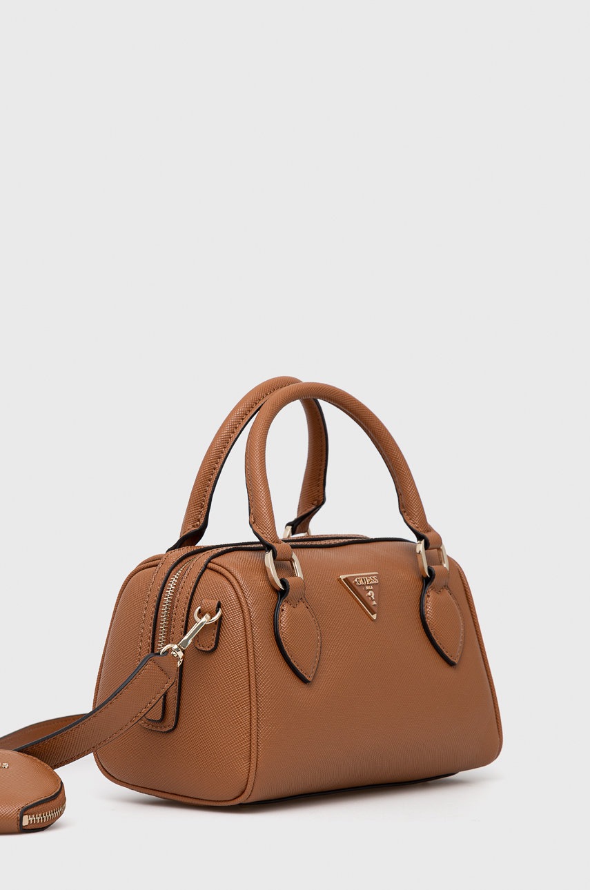 

Сумочка Guess цвет коричневый