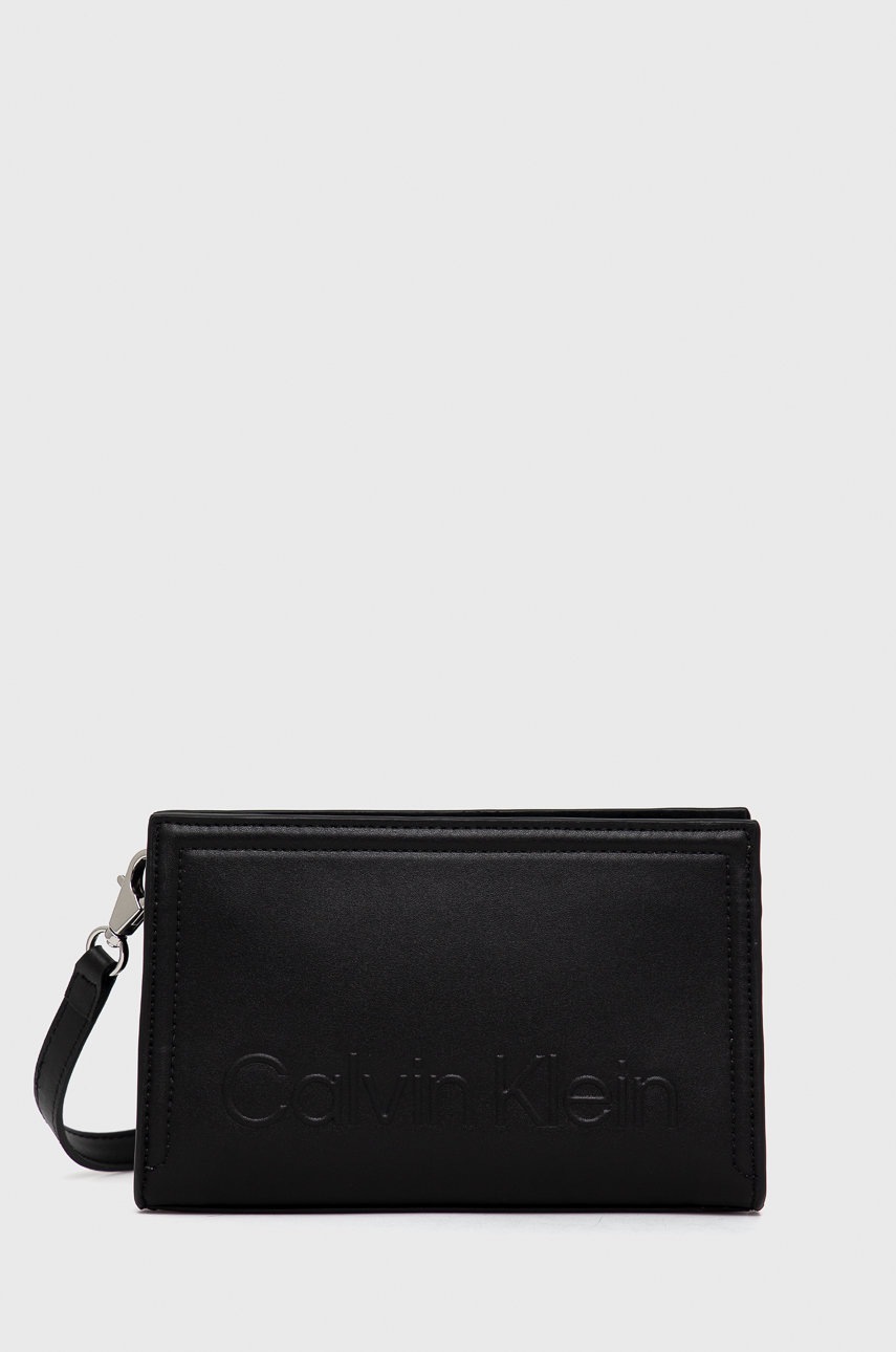 

Клъч Calvin Klein в черно, Черен