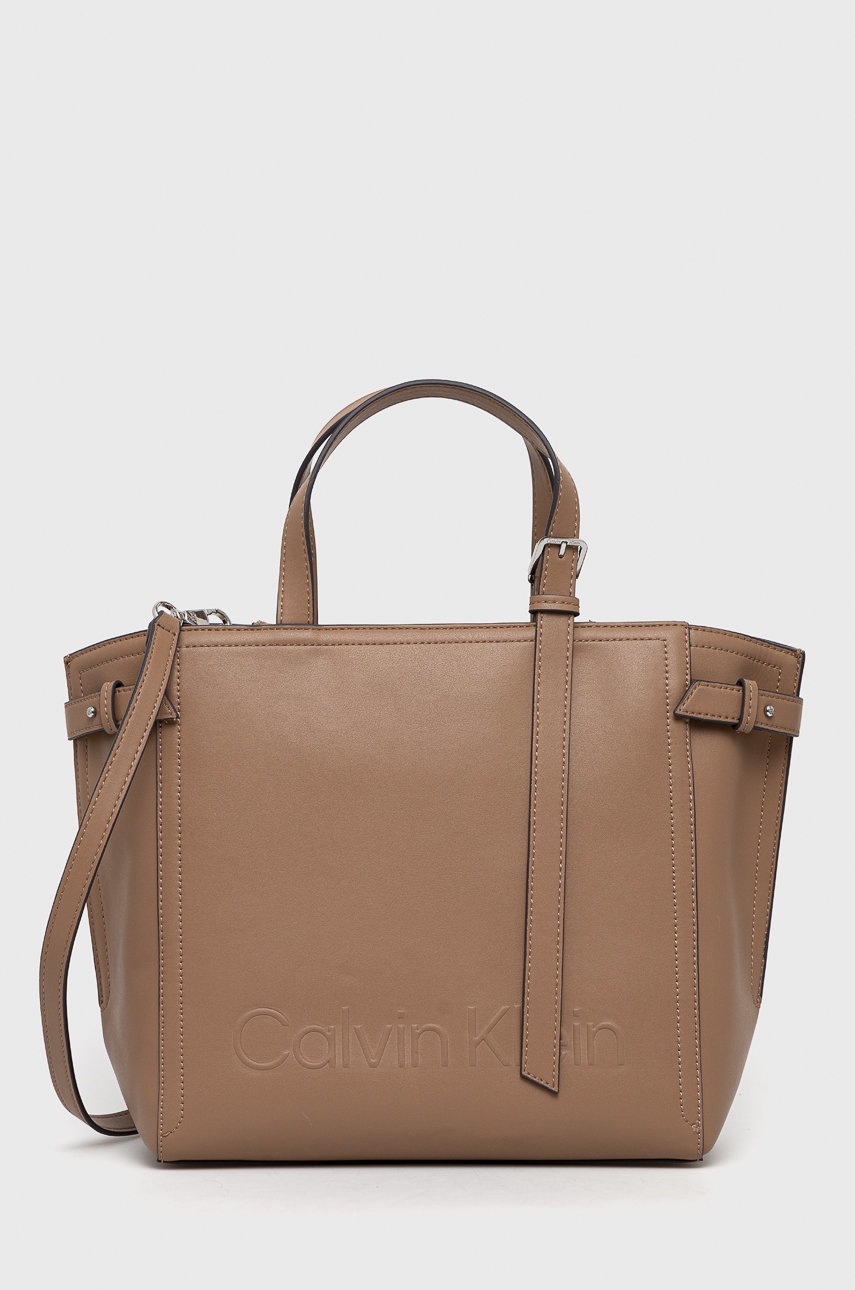 

Чанта Calvin Klein в бежово, Бежов