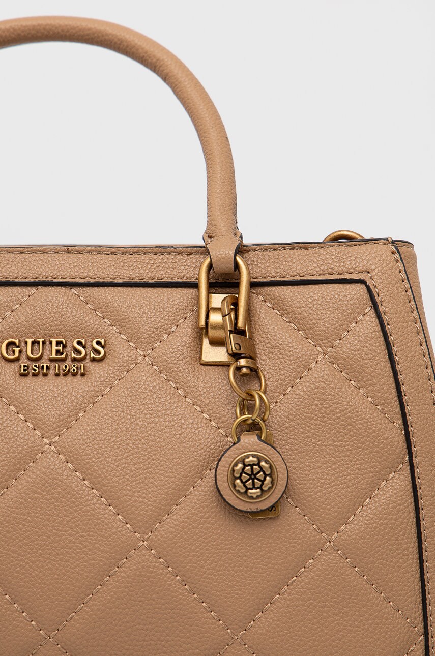 

Сумочка Guess цвет бежевый