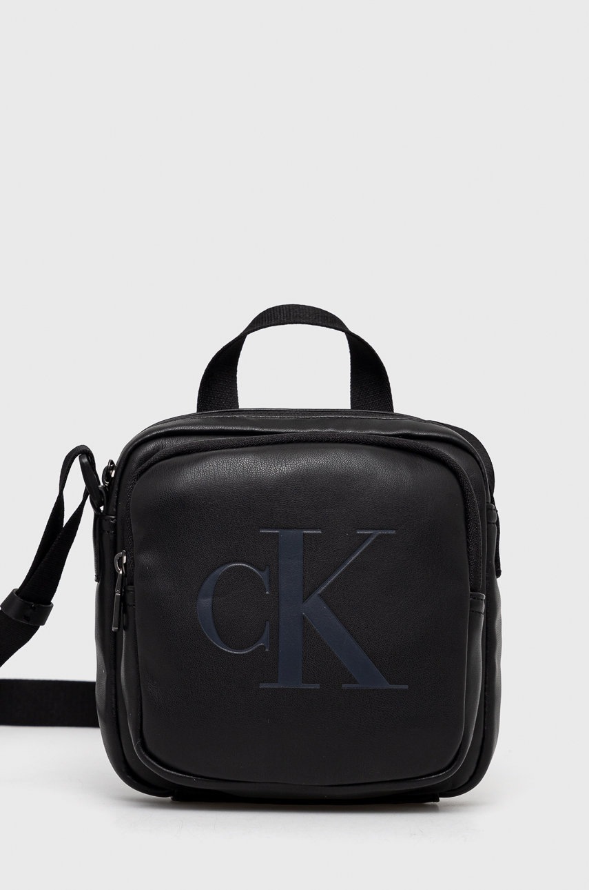 

Чанта през рамо Calvin Klein Jeans в черно, Черен