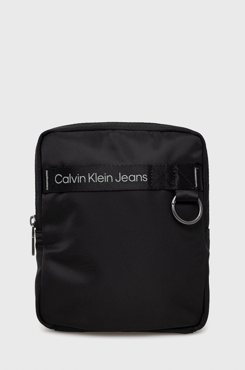 Levně Kabelka Calvin Klein Jeans černá barva