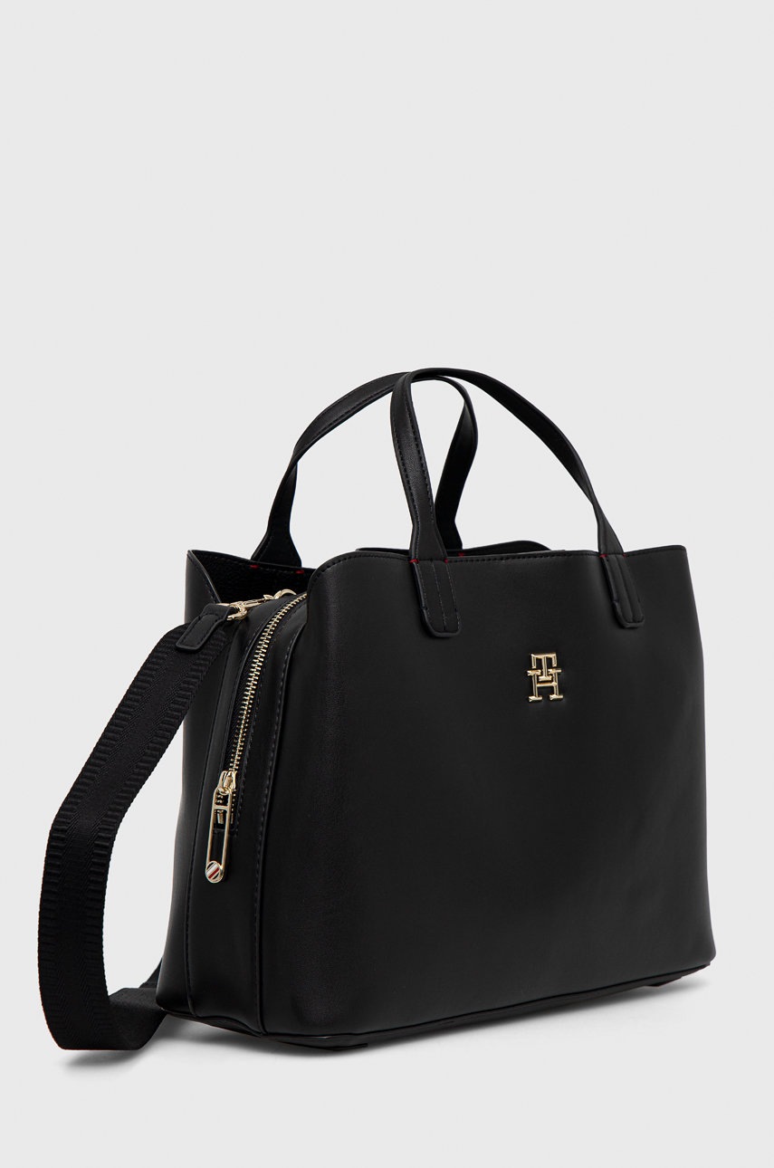 

Сумочка Tommy Hilfiger цвет чёрный