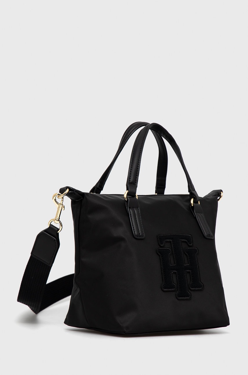 

Сумочка Tommy Hilfiger цвет чёрный