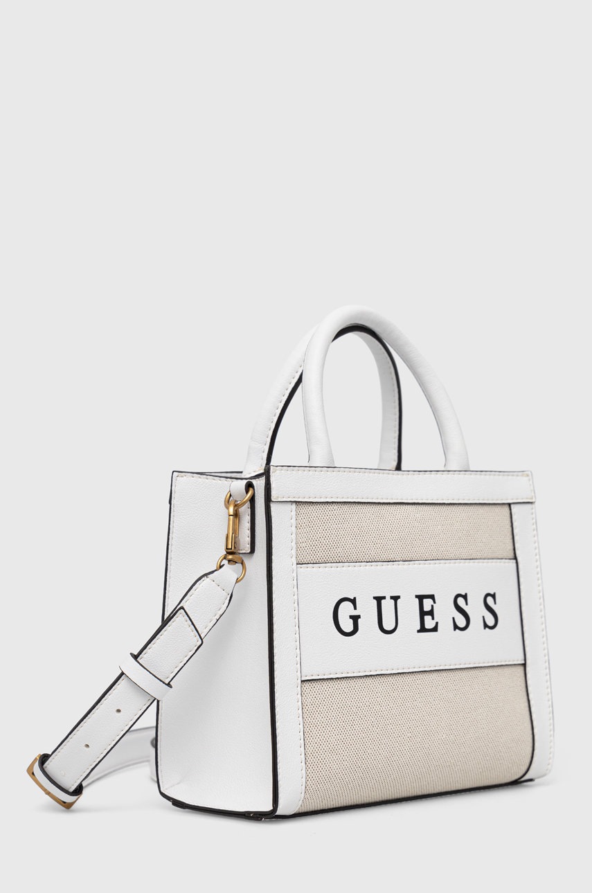 

Сумочка Guess цвет белый