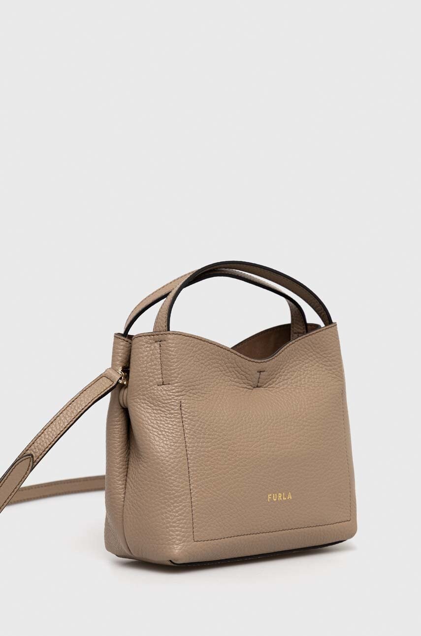 

Сумочка Furla цвет бежевый