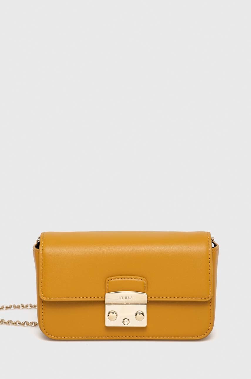 

Кожена чанта Furla Metropolis в жълто, Жълт