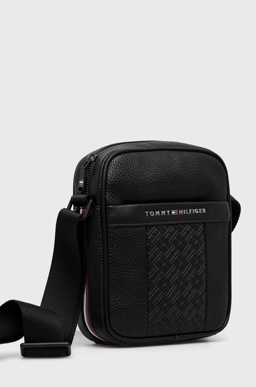 

Сумка Tommy Hilfiger цвет чёрный
