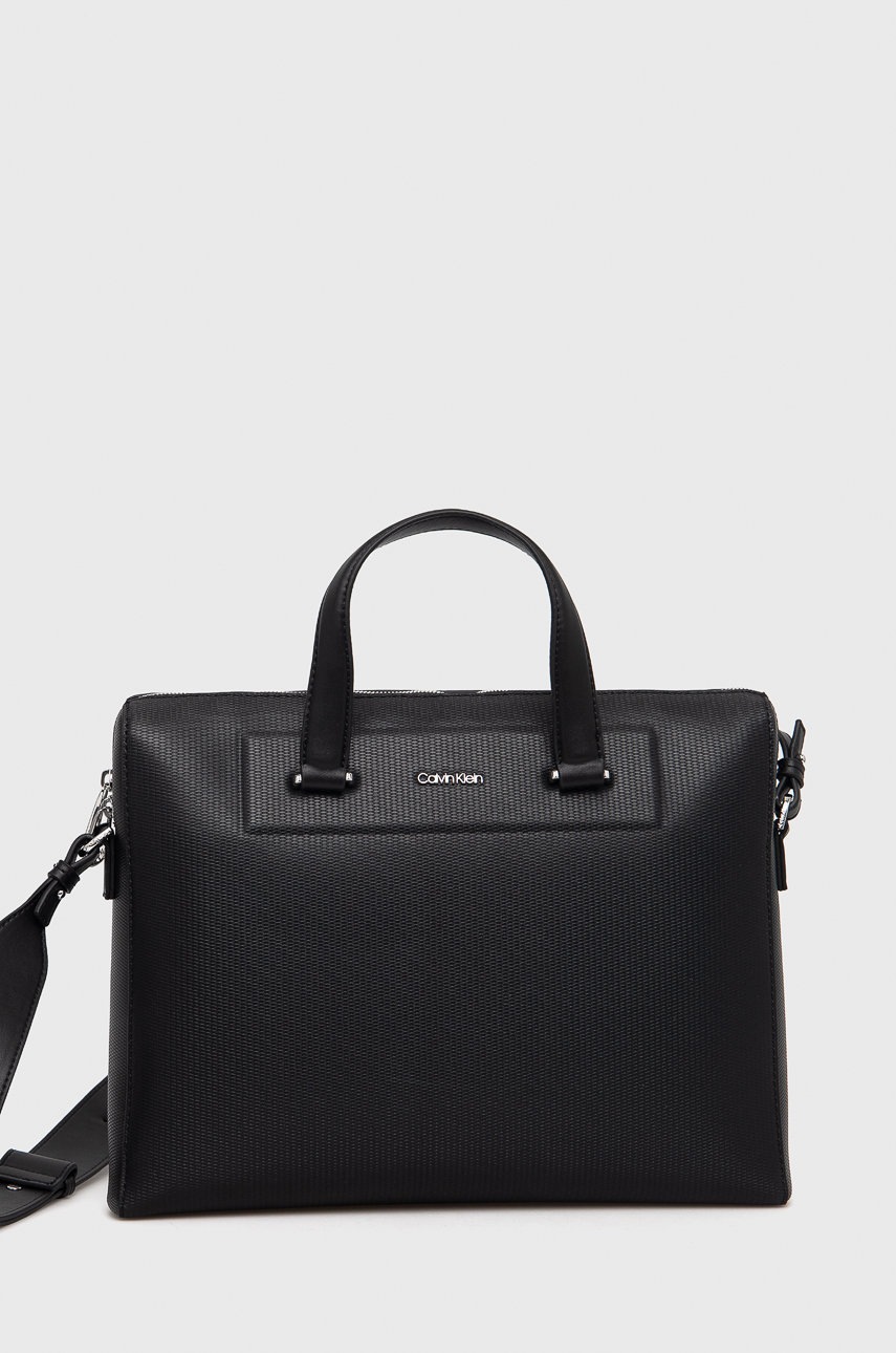 

Чанта Calvin Klein в черно, Черен