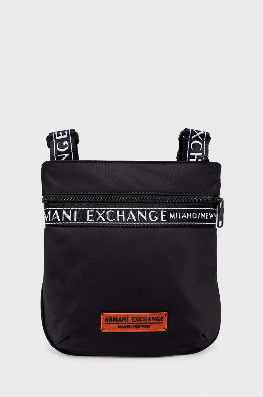 

Чанта през рамо Armani Exchange в черно, Черен
