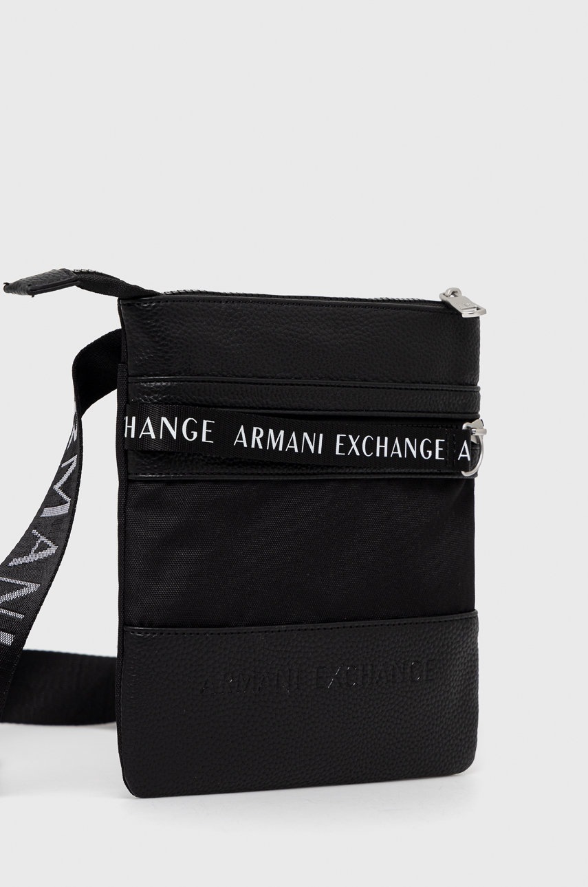 

Сумка Armani Exchange цвет чёрный