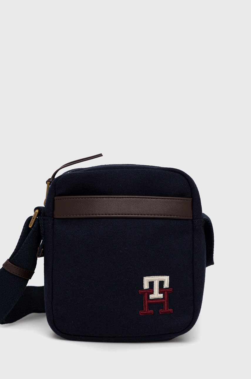 

Чанта през рамо Tommy Hilfiger в тъмносиньо, Тъмносин