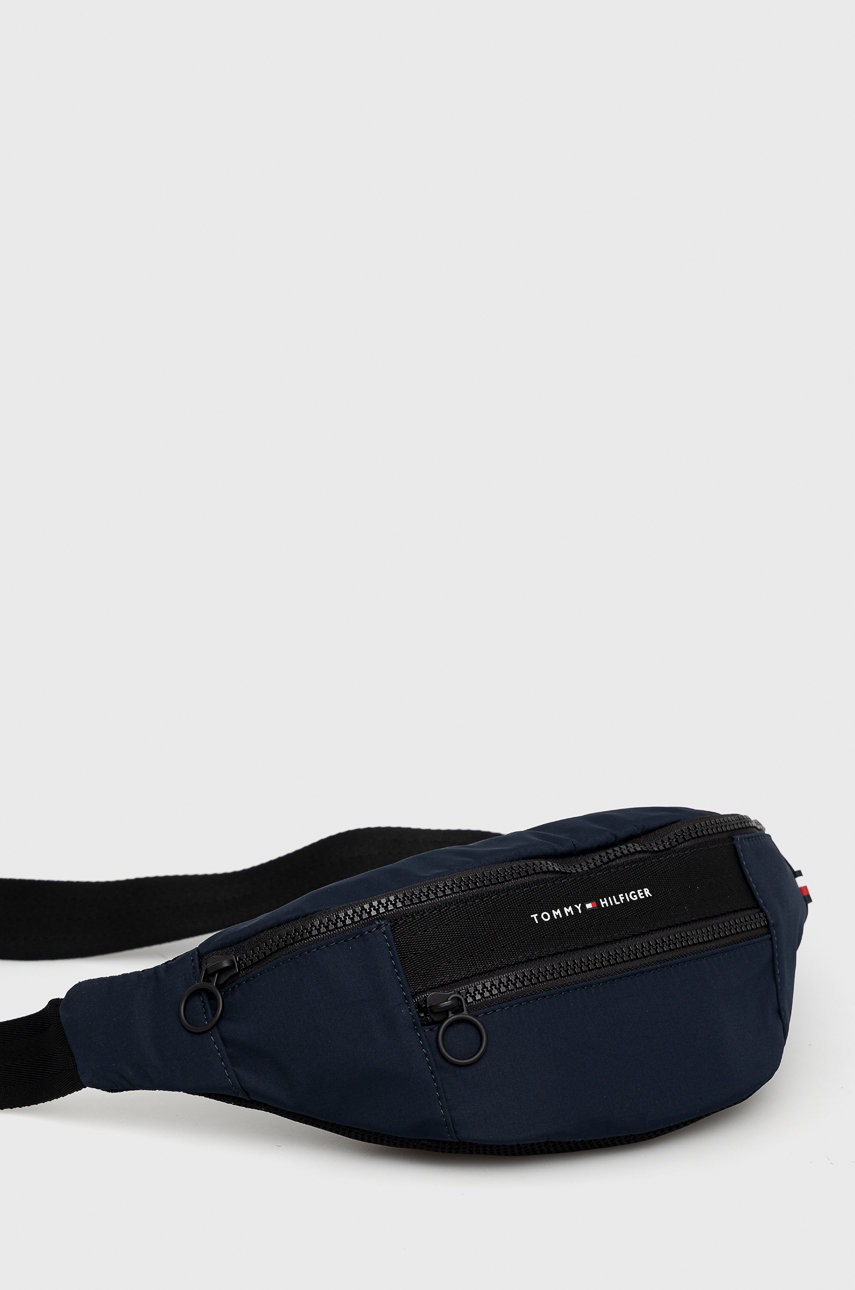 

Сумка на пояс Tommy Hilfiger колір синій