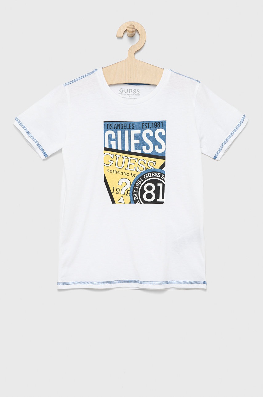 

Детска памучна тениска Guess в бяло с принт, Бял