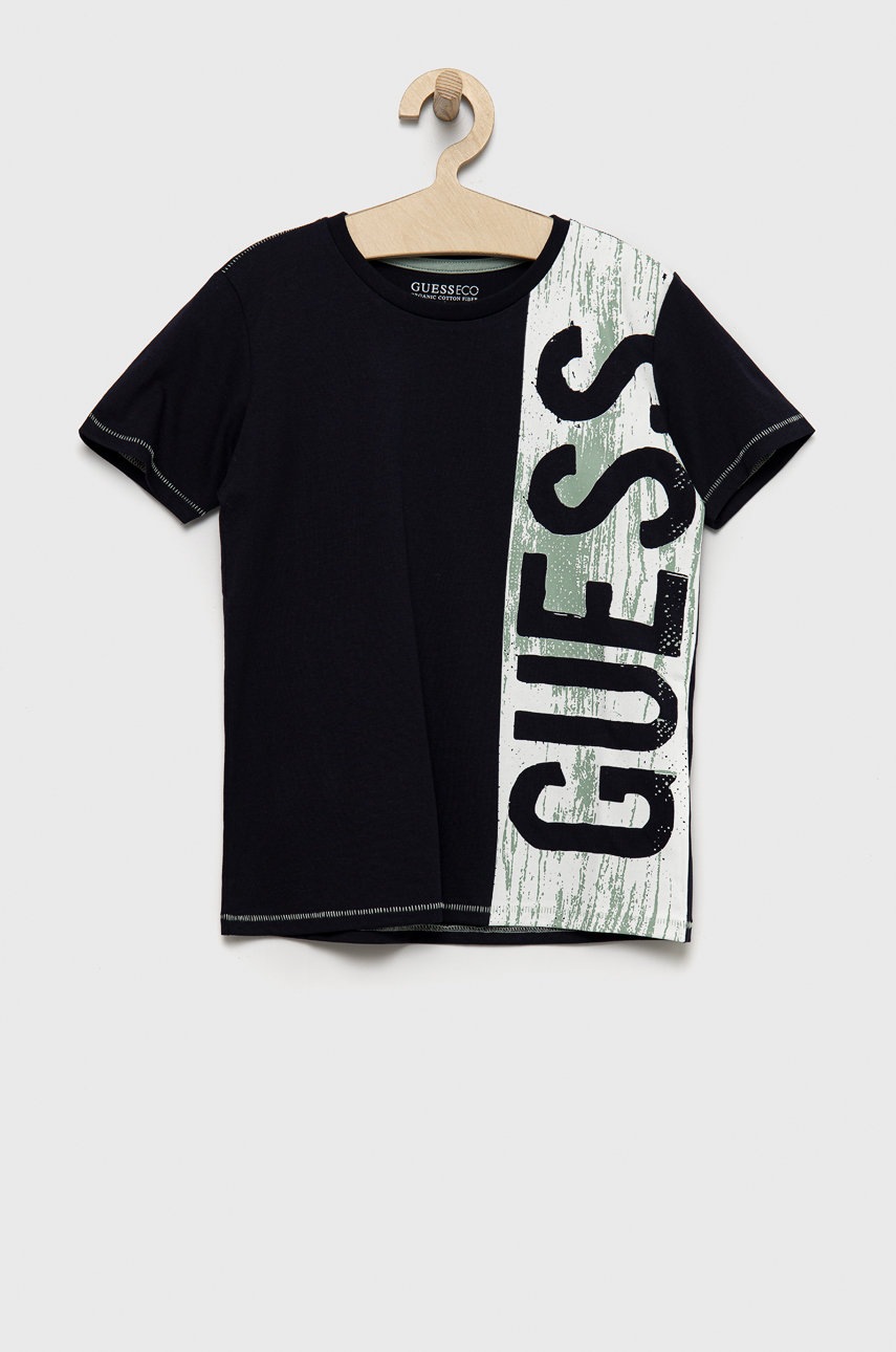 

Памучна тениска Guess в тъмносиньо с принт, Тъмносин