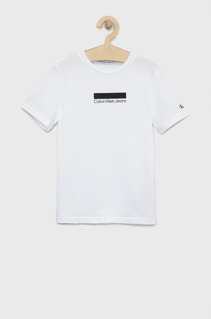 

Детска памучна тениска Calvin Klein Jeans в бяло с изчистен дизайн, Бял