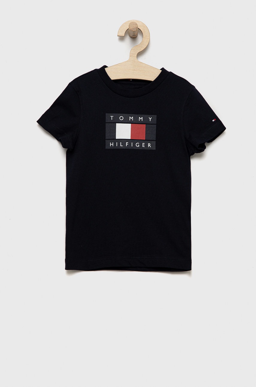 

Детска памучна тениска Tommy Hilfiger в тъмносиньо с принт, Тъмносин